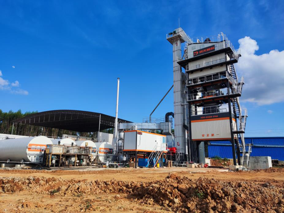 LB3000 Asphalt Mixing Plant（Yulin, Guangxi) (3)